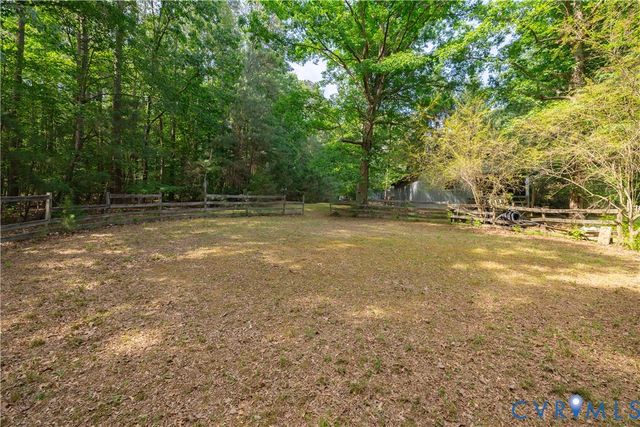 13001 Greenwood Rd, Glen Allen, VA 23059