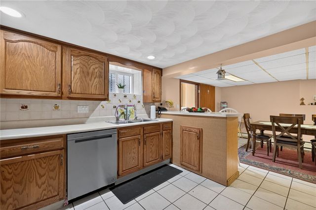 484 Weeden Street, Pawtucket, RI 02860