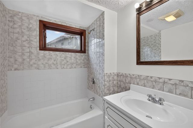 484 Weeden Street, Pawtucket, RI 02860