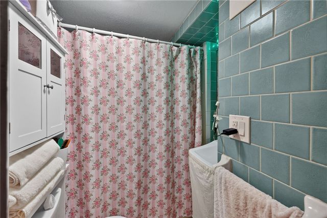 484 Weeden Street, Pawtucket, RI 02860