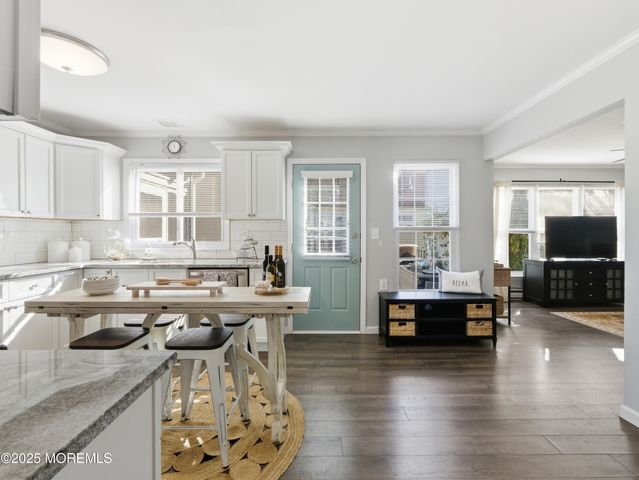 3 Oakham Row, Manchester, NJ 08759