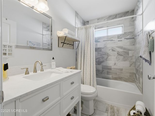 3 Oakham Row, Manchester, NJ 08759