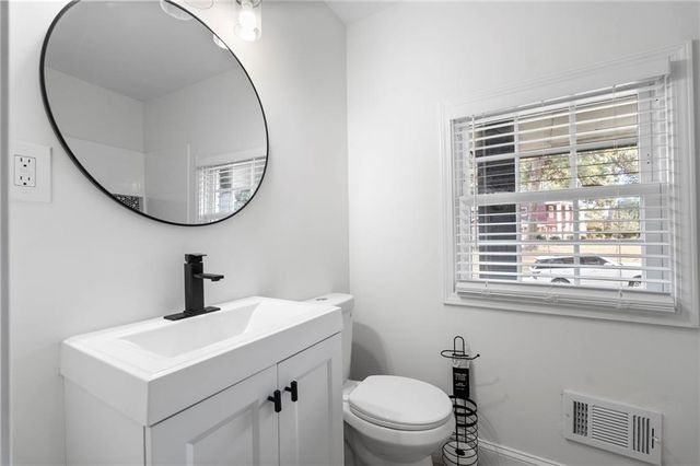 1969 Valley Ridge SW Drive, Atlanta, GA 30331