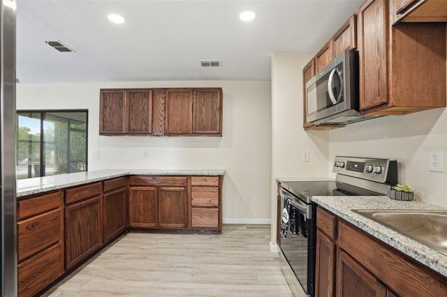 7275 EDINBURGH WAY, Weeki Wachee, FL 34613