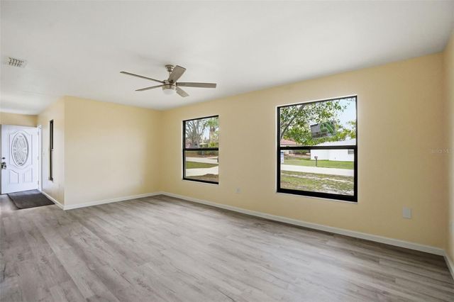 7275 EDINBURGH WAY, Weeki Wachee, FL 34613