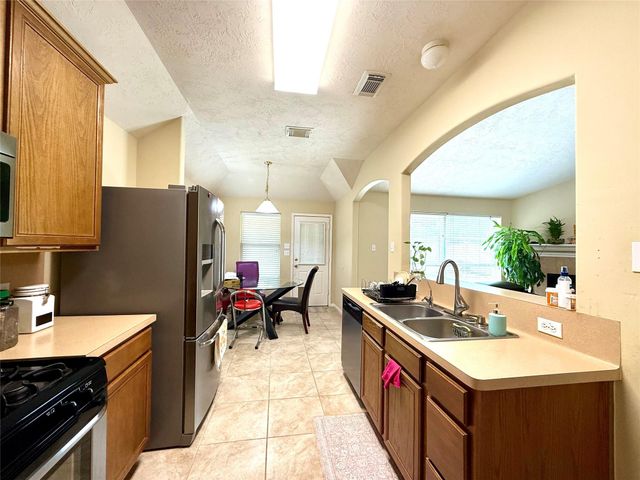 6723 Green Sage Drive, Houston, TX 77064