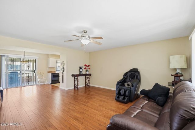 15227 N BOSWELL Boulevard, Sun City, AZ 85351