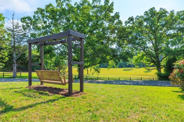 12141 Floyd Brown Road, Soddy Daisy, TN 37379