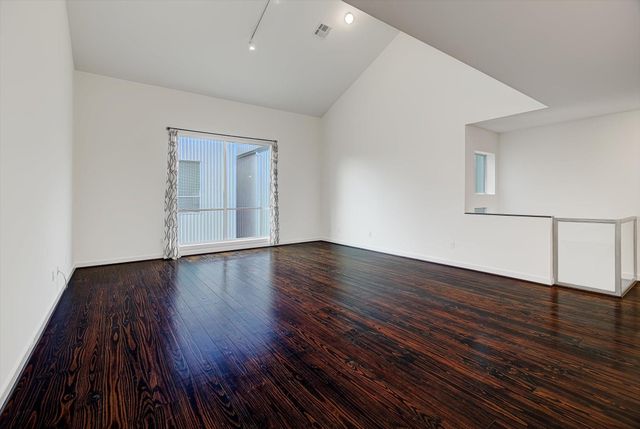 3028 Commerce Street, Houston, TX 77003