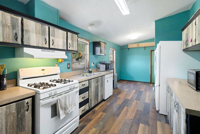 138 Hallett Street, Parachute, CO 81635