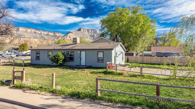 138 Hallett Street, Parachute, CO 81635