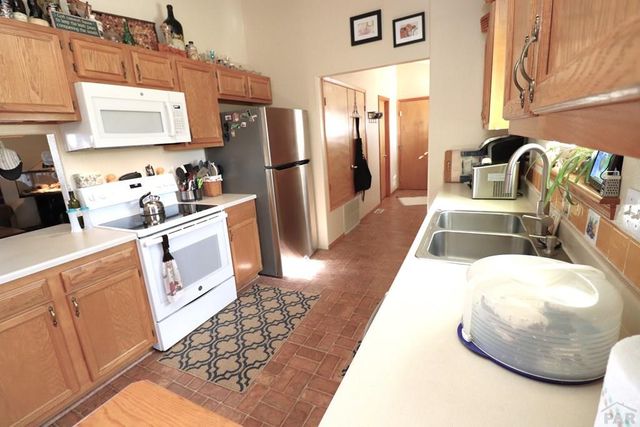 4746 Cuerno Verde Blvd, Colorado City, CO 81019