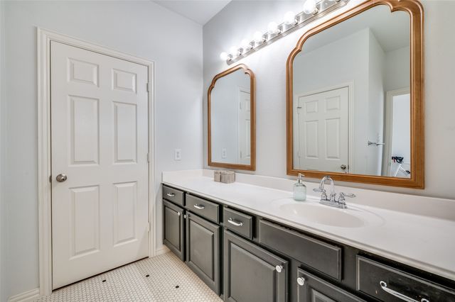 575 S Virginia Hills Drive 2906, Mckinney, TX 75072