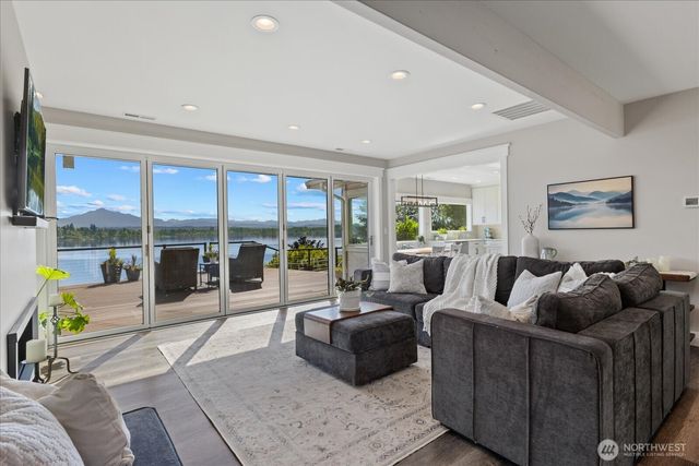 1205 Springbrook Road, Lake Stevens, WA 98258