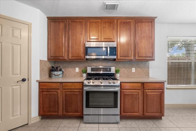 6907 Autumn Rain Lane, Spring, TX 77379