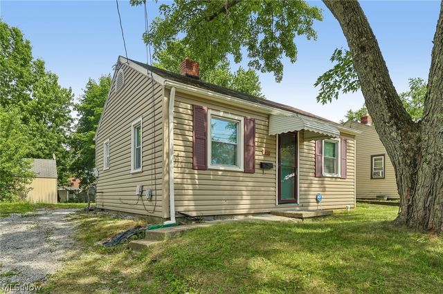 791 Eugene Street, Akron, OH 44306