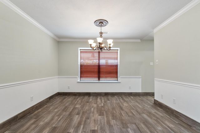 10638 Desert Springs Circle, Houston, TX 77095