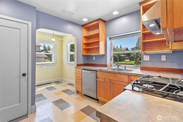 1912 Mill Avenue, Bellingham, WA 98225