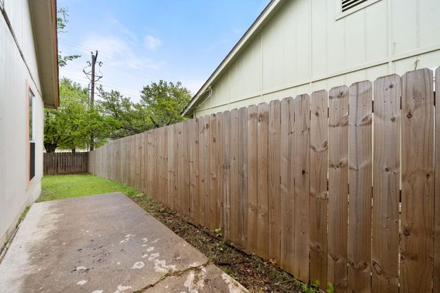 411 Greenlawn BLVD, Round Rock, TX 78664