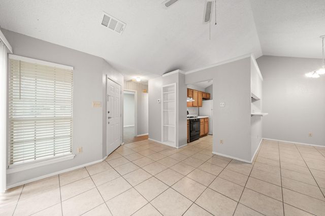 411 Greenlawn BLVD, Round Rock, TX 78664