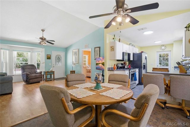 10022 N Twinflower Terrace, Crystal River, FL 34428