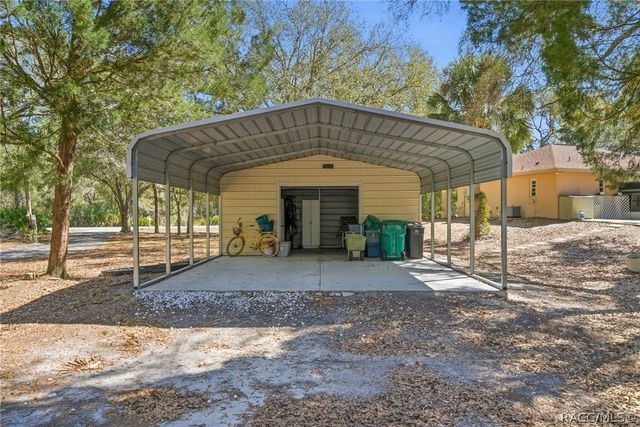 10022 N Twinflower Terrace, Crystal River, FL 34428