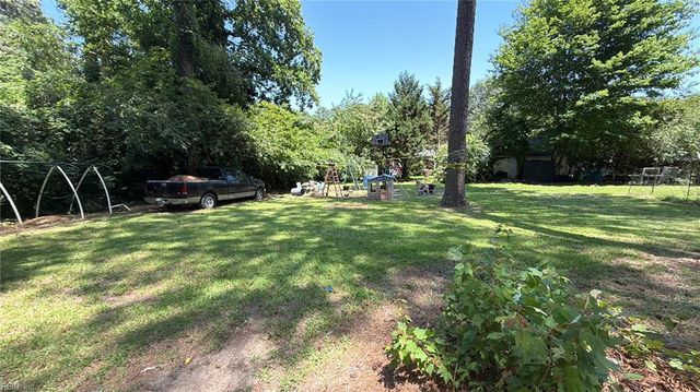 2703 Woodford AVE, Hayes, VA 23072