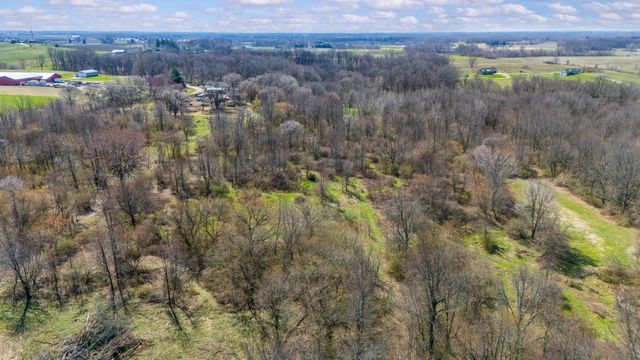 5901 Carmody Road, Coloma, MI 49038