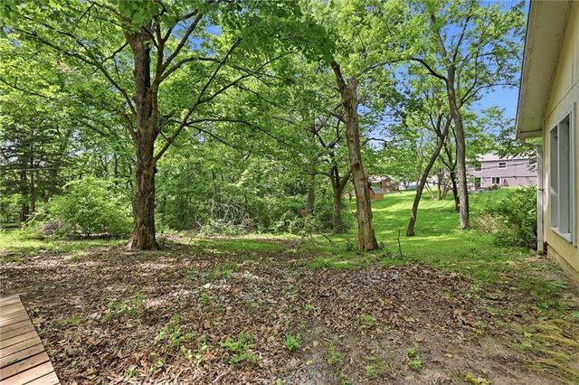 2 NE 70th Terrace, Kansas City, MO 64118