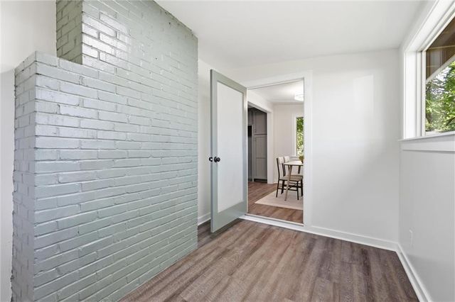 2 NE 70th Terrace, Kansas City, MO 64118