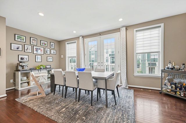 2733 S Spurway Drive, Ann Arbor, MI 48105