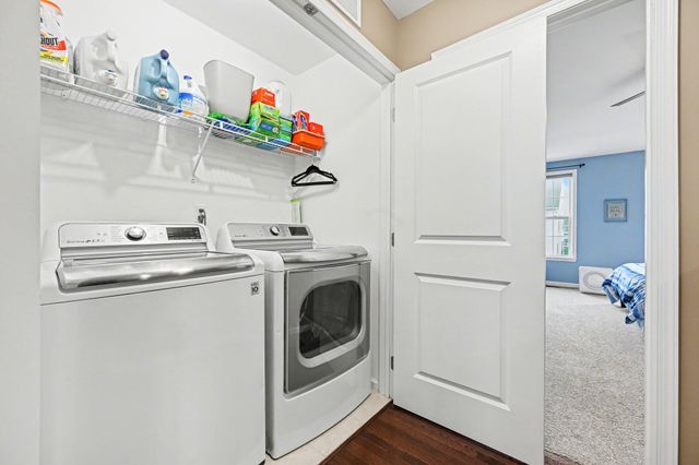 2733 S Spurway Drive, Ann Arbor, MI 48105