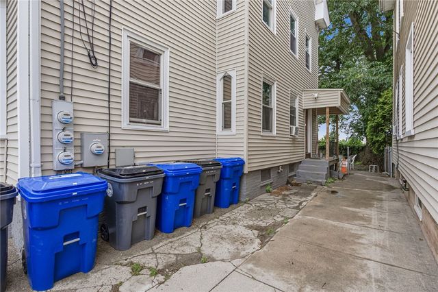 61 Douglas Avenue, Providence, RI 02908