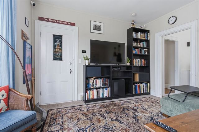 61 Douglas Avenue, Providence, RI 02908