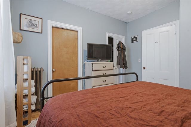 61 Douglas Avenue, Providence, RI 02908