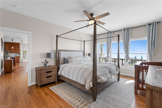 1992 Cross RD, Hayes, VA 23072