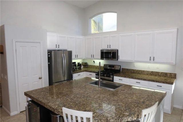 32366 Whispering Willow, Lake Elsinore, CA 92532