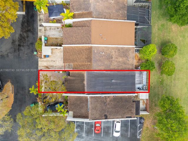 7825 SW 103rd Pl, Miami, FL 33173