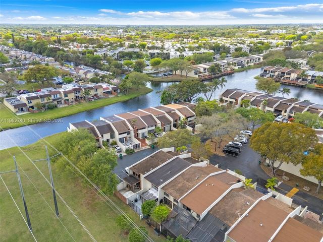 7825 SW 103rd Pl, Miami, FL 33173