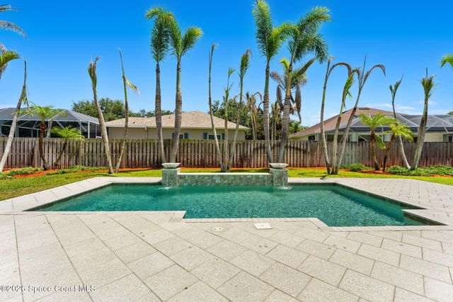 5775 Sheffield Place, Melbourne, FL 32940