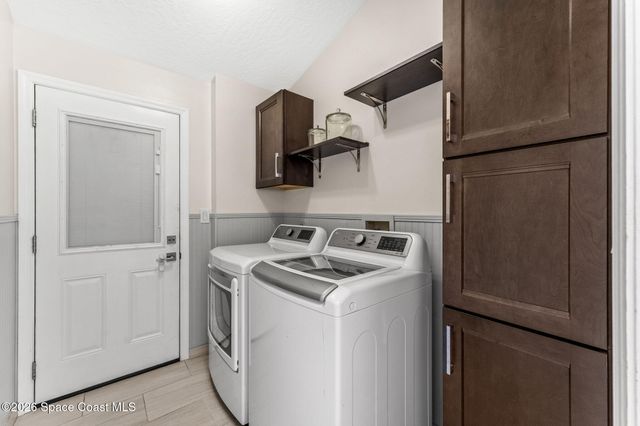 5775 Sheffield Place, Melbourne, FL 32940