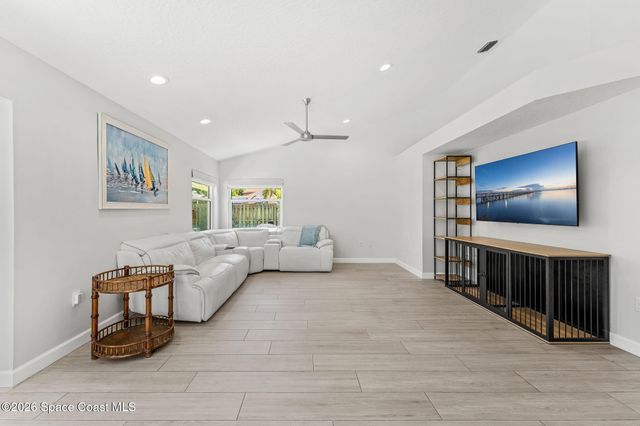 5775 Sheffield Place, Melbourne, FL 32940