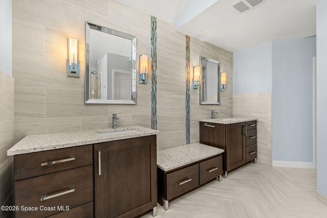 5775 Sheffield Place, Melbourne, FL 32940