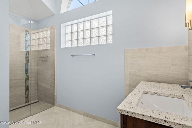 5775 Sheffield Place, Melbourne, FL 32940