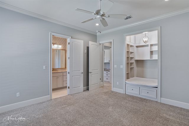 435 Oakwood Trace Court, Shreveport, LA 71106