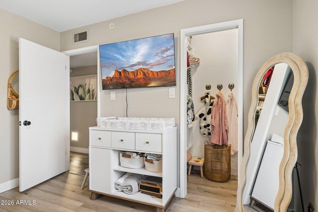 8342 E KEIM Drive, Scottsdale, AZ 85250