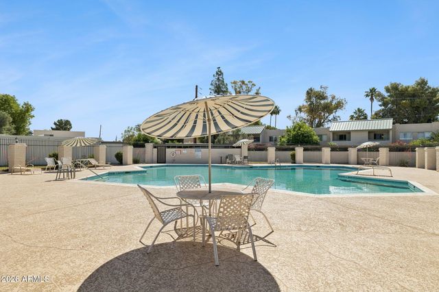 8342 E KEIM Drive, Scottsdale, AZ 85250