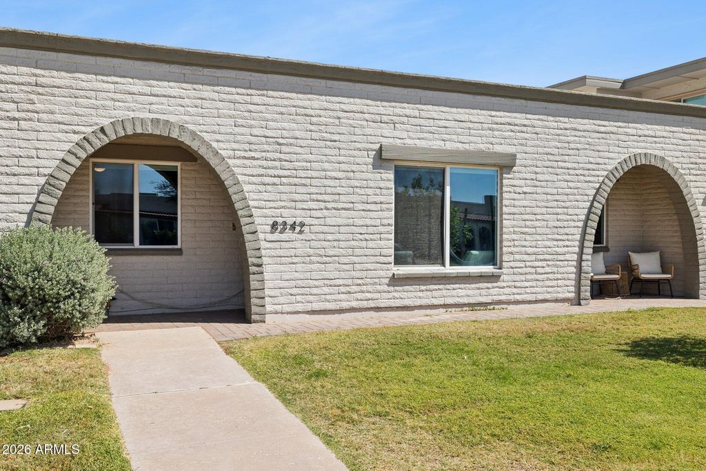 8342 E KEIM Drive, Scottsdale, AZ 85250