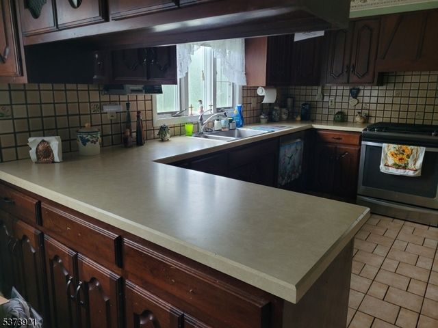 733 Franklin St, Belvidere Twp., NJ 07823