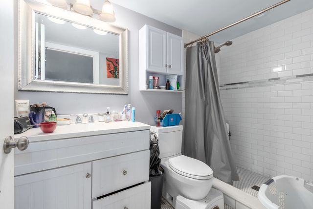 203 156th Place, Calumet City, IL 60409